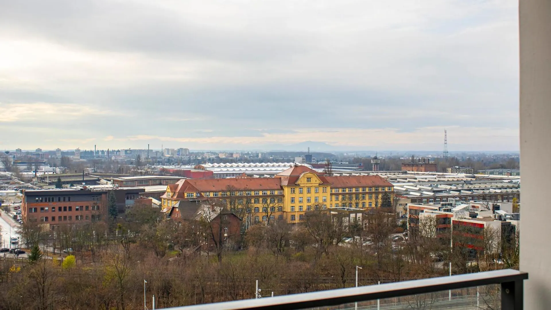 Apartamenty Sun & Snow Jaworska 4 Wroclaw Poland